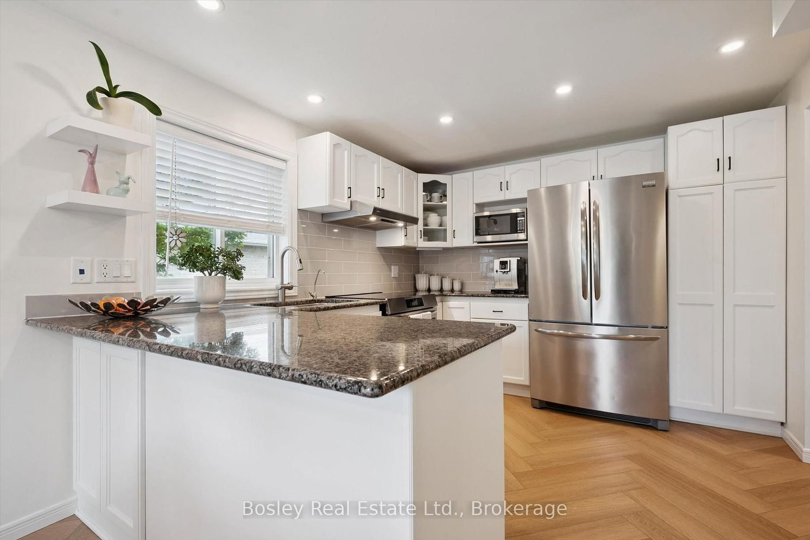 12 Deerpath Drive • Guelph, ON photo 10