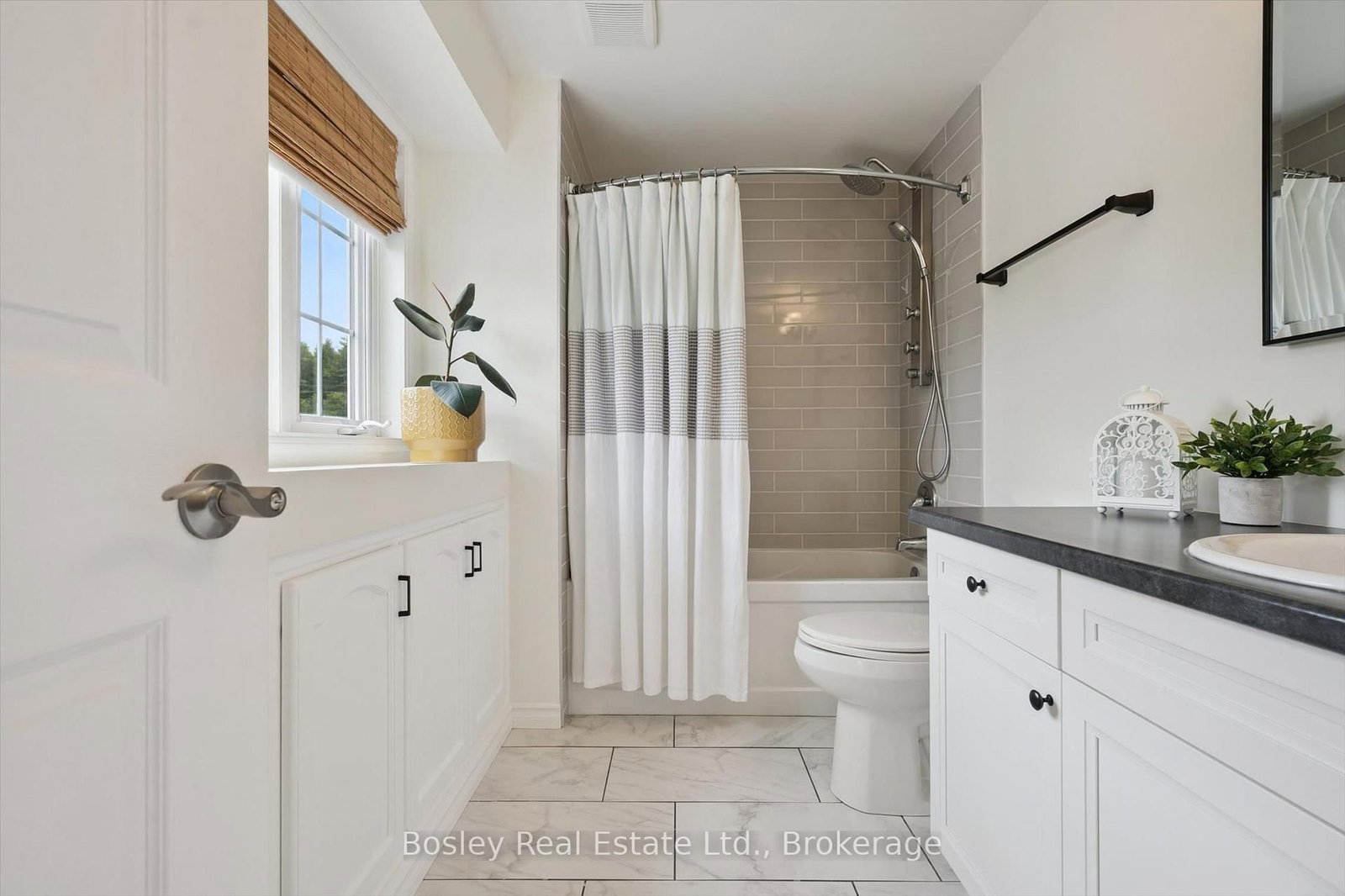 12 Deerpath Drive • Guelph, ON photo 22