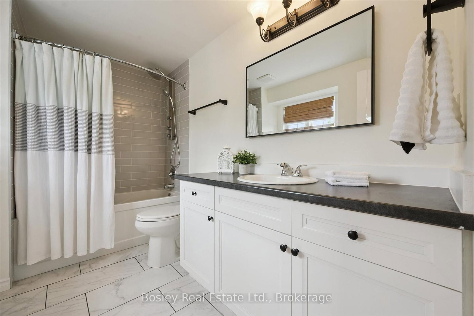 12 Deerpath Drive • Guelph, ON photo 23