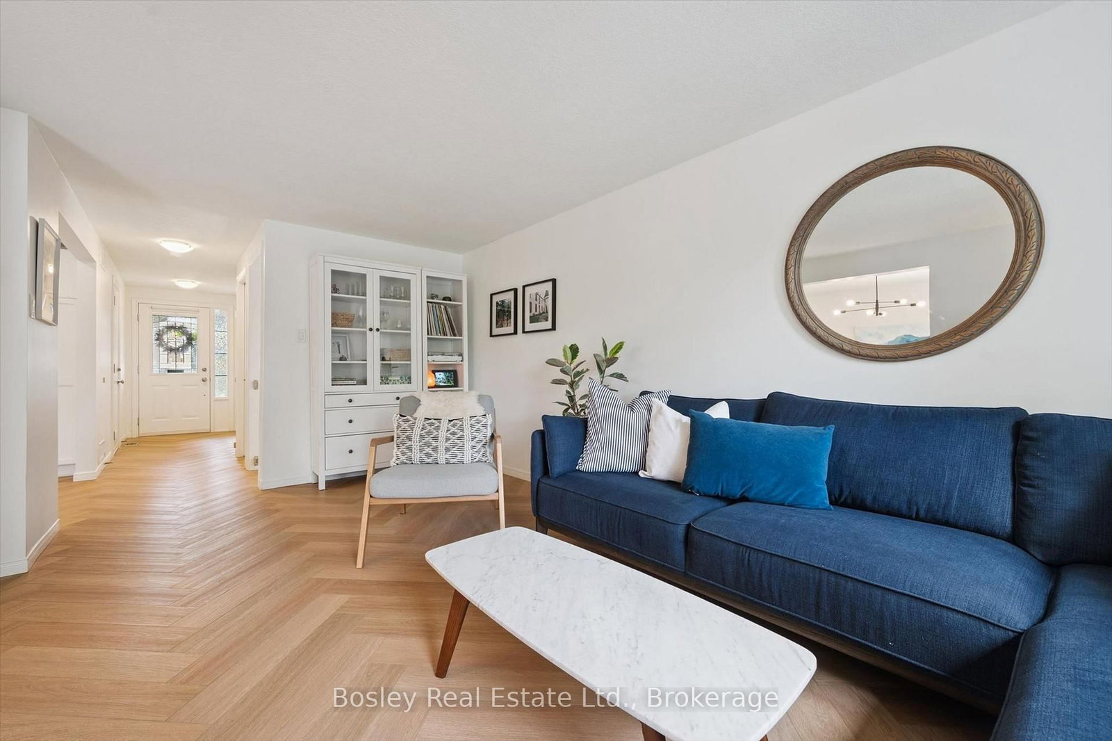 12 Deerpath Drive • Guelph, ON photo 8