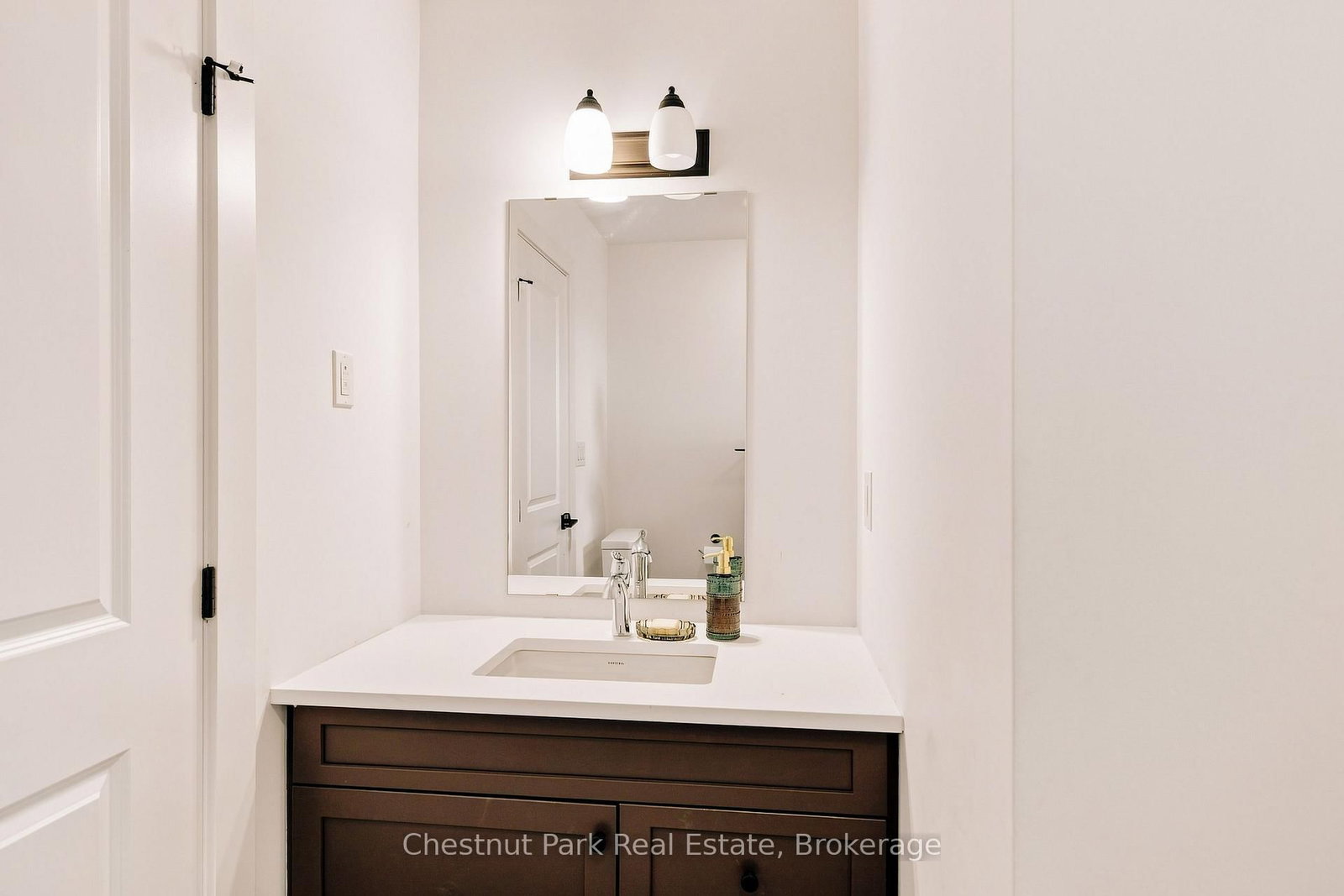 144 Black Willow Crescent • Blue Mountains, ON photo 19