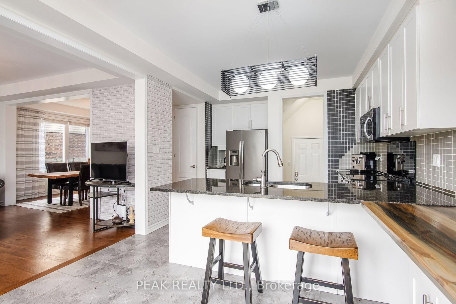 330 Grovehill Crescent • Kitchener, ON photo 17