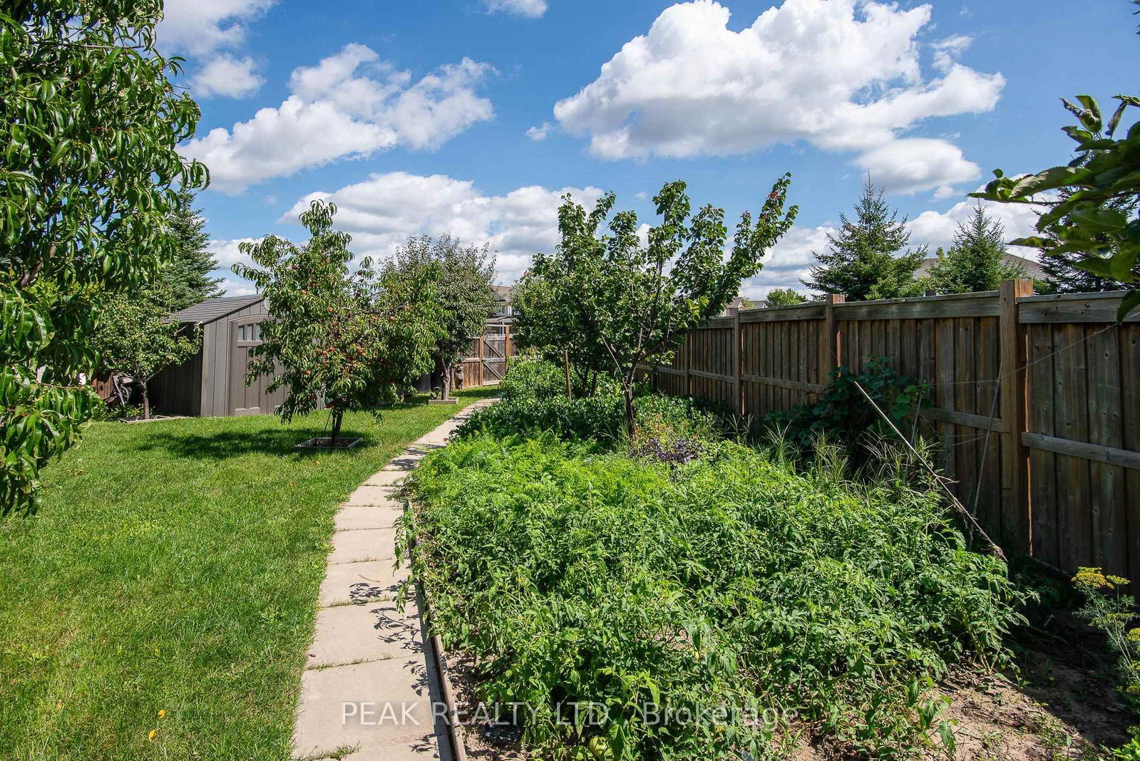 330 Grovehill Crescent • Kitchener, ON photo 4