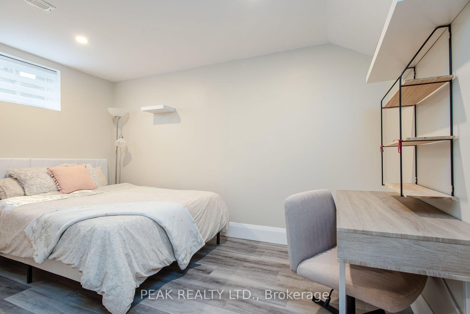330 Grovehill Crescent • Kitchener, ON photo 34