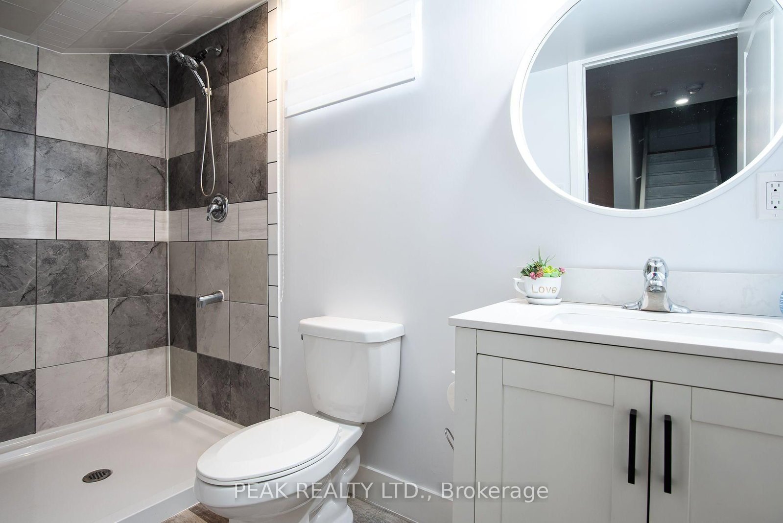 330 Grovehill Crescent • Kitchener, ON photo 36
