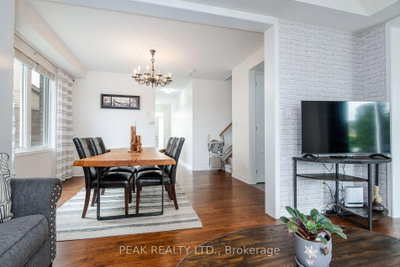 330 Grovehill Crescent • Kitchener, ON photo 9