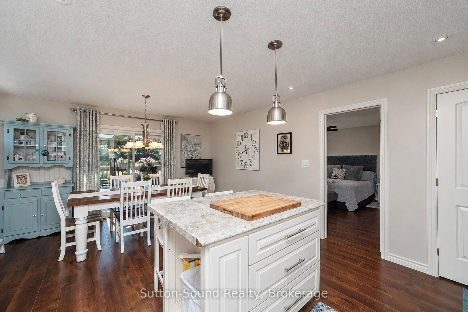 2327 10th Avenue E • Owen Sound, ON photo 20