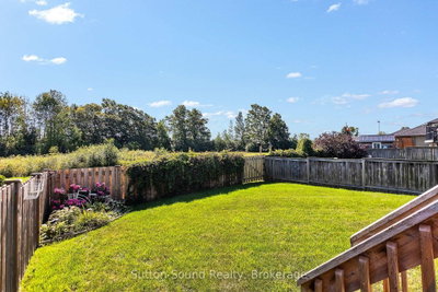 2327 10th Avenue E • Owen Sound, ON photo 8