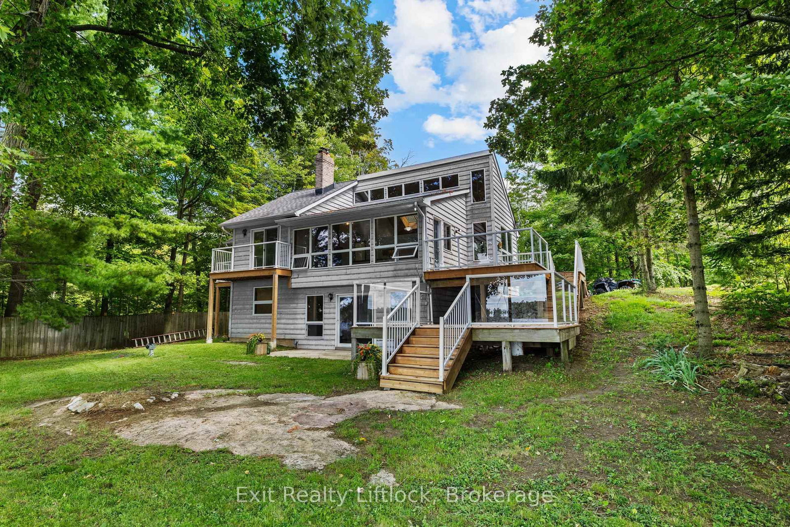 3262 Buckhorn Lane • Selwyn, ON photo 1