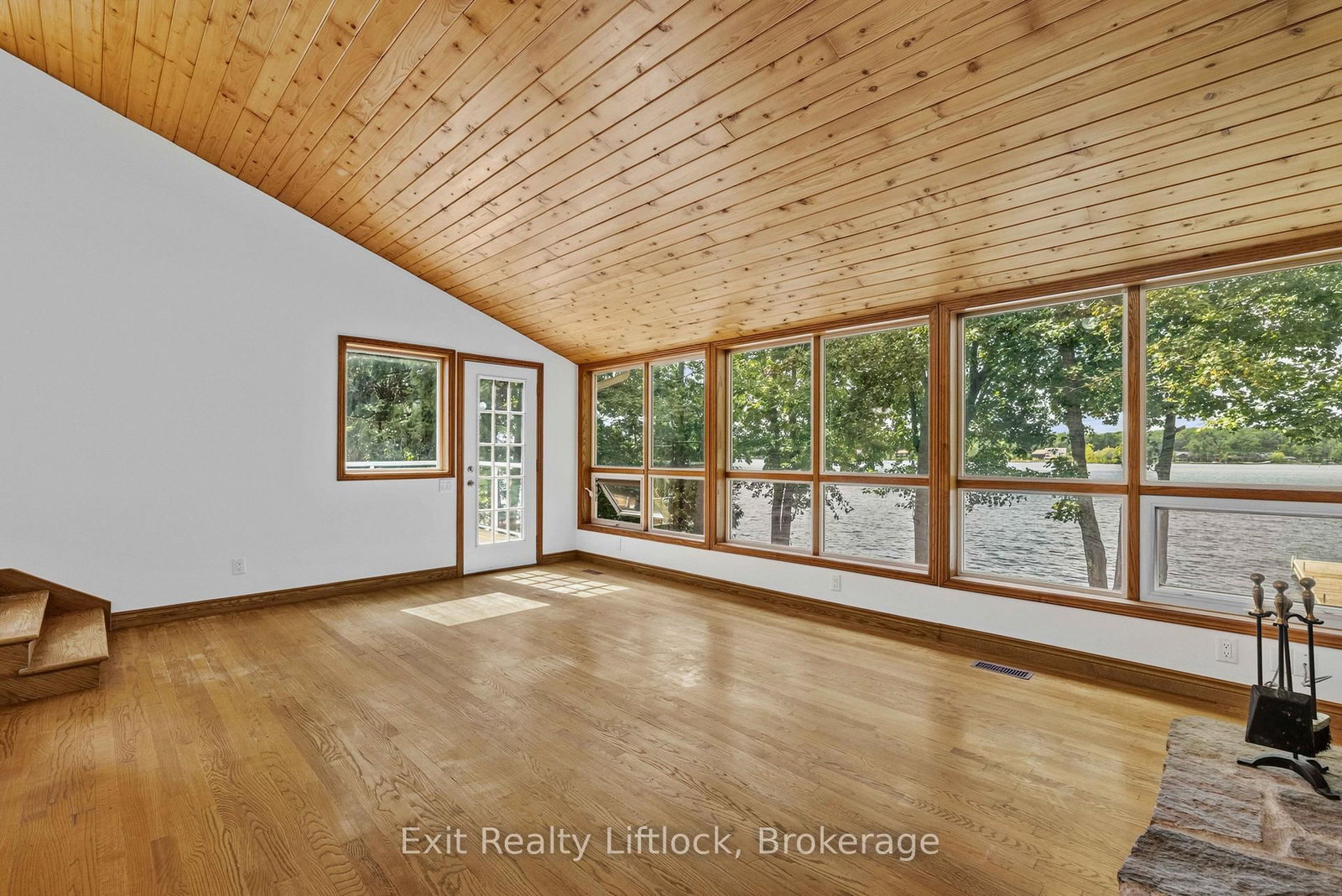 3262 Buckhorn Lane • Selwyn, ON photo 12