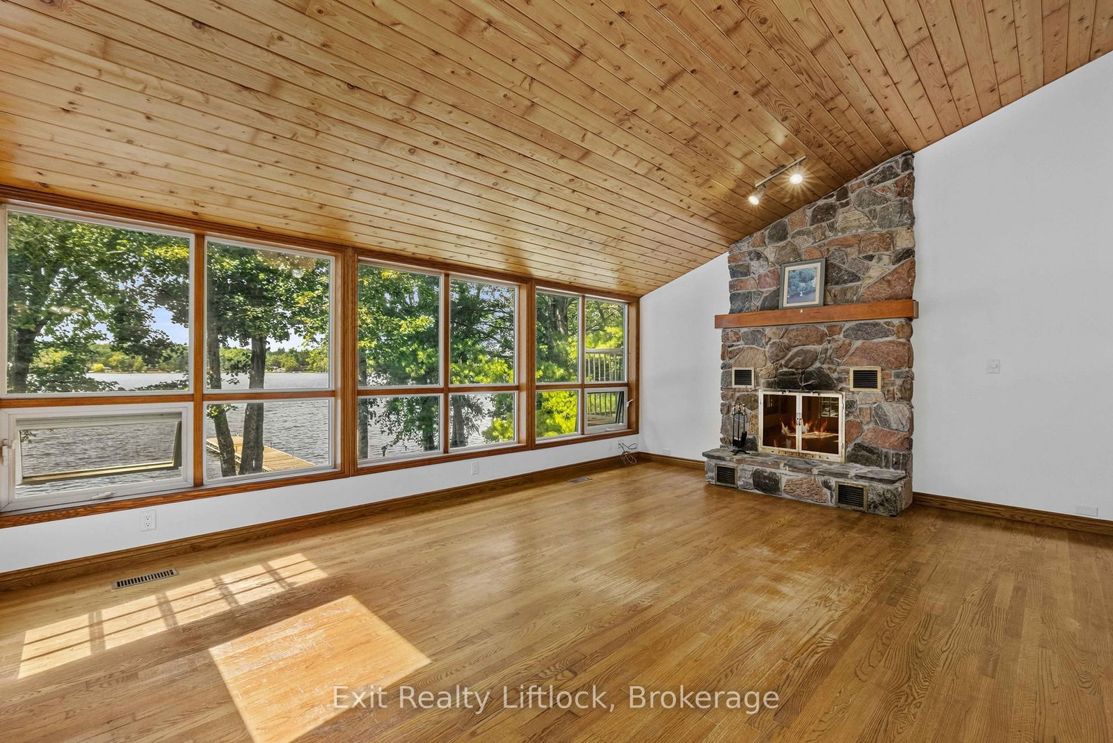 3262 Buckhorn Lane • Selwyn, ON photo 13