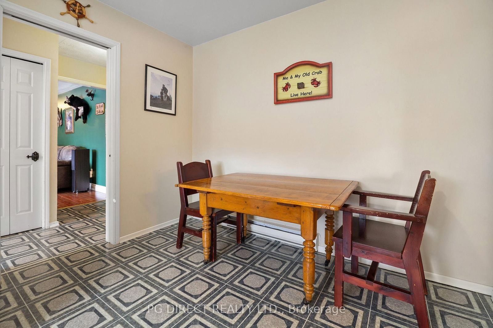 42 Eglee Avenue • North Bay, ON photo 14