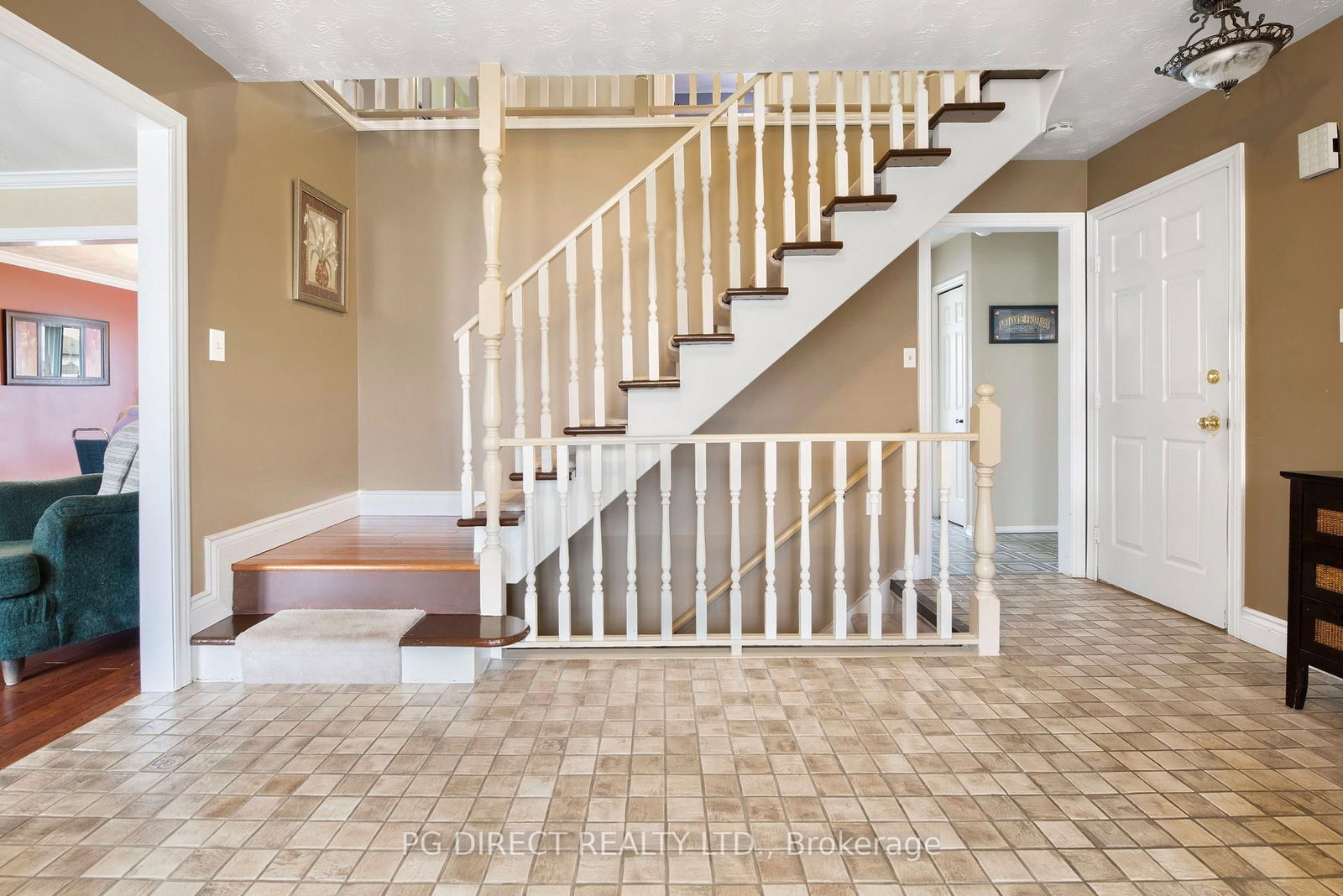 42 Eglee Avenue • North Bay, ON photo 25
