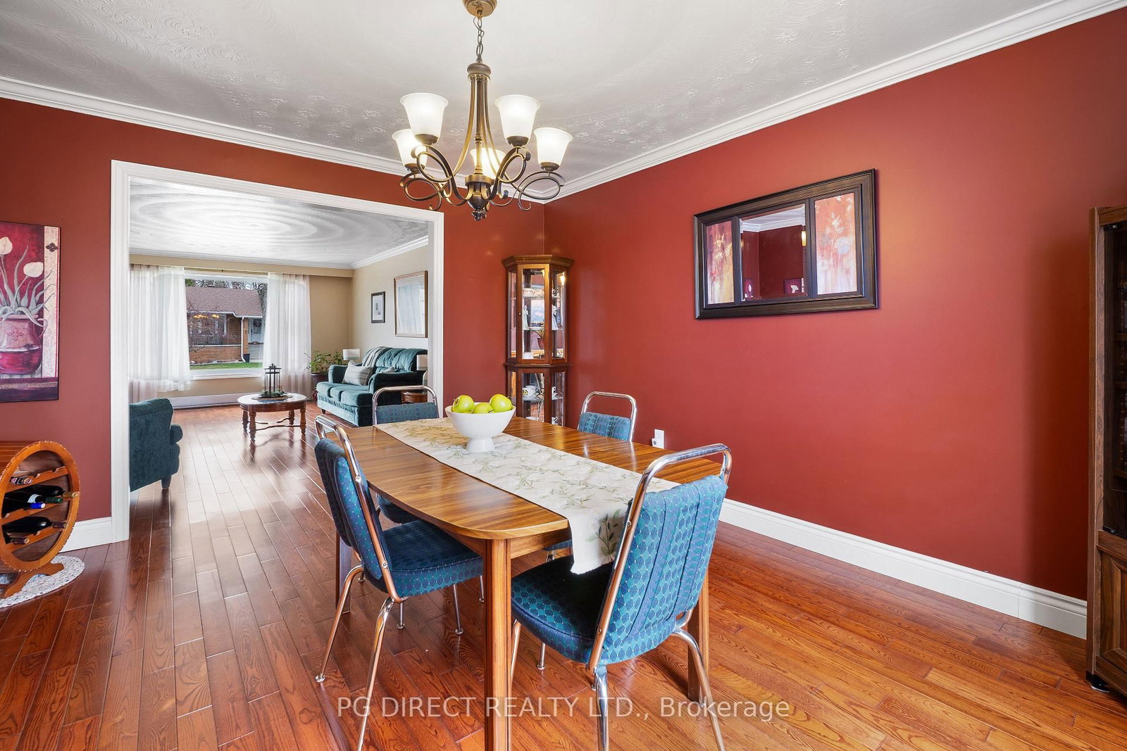 42 Eglee Avenue • North Bay, ON photo 5