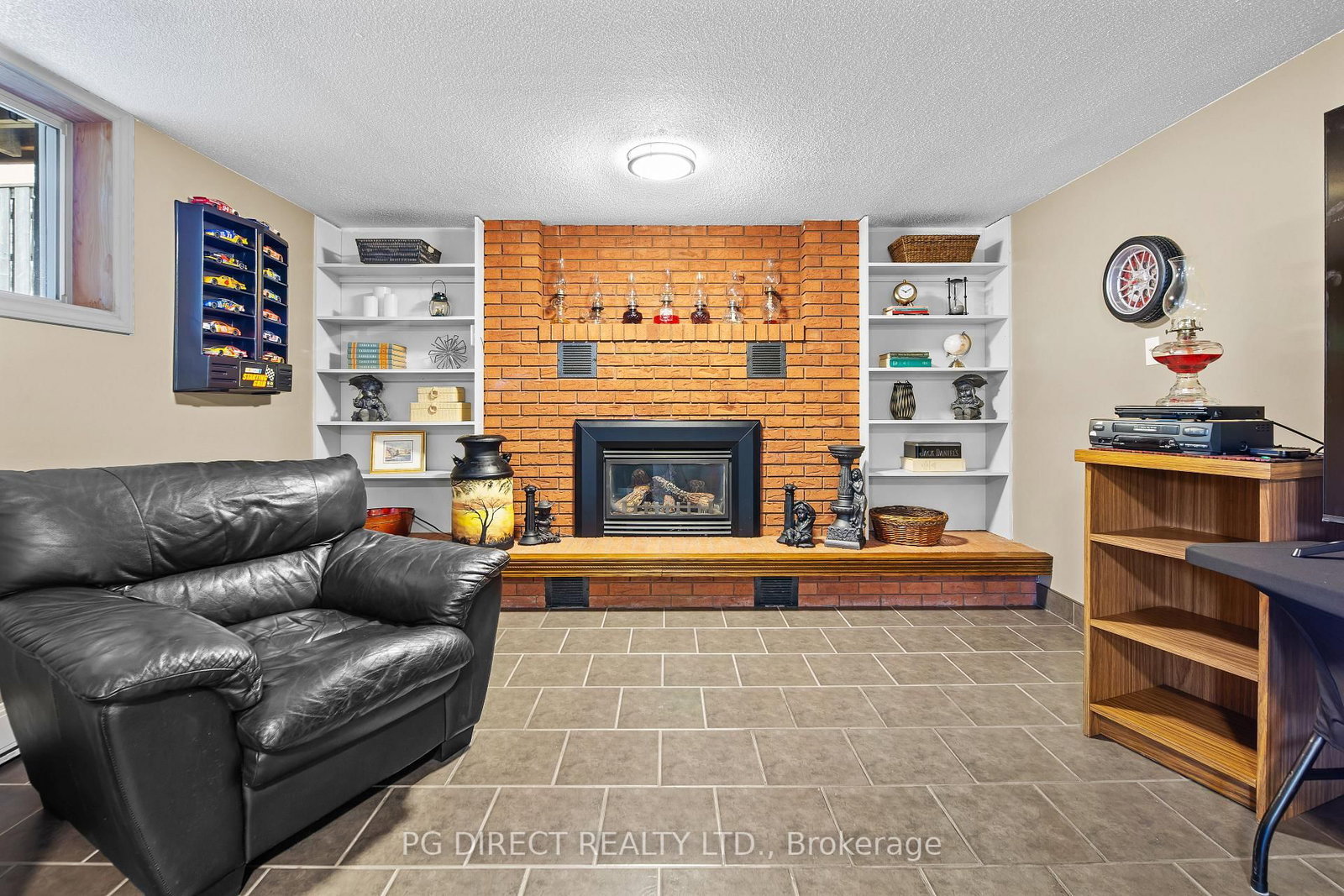 42 Eglee Avenue • North Bay, ON photo 6