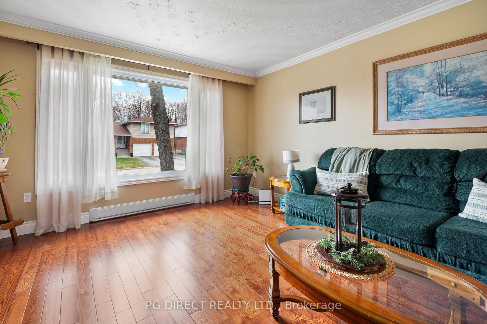 42 Eglee Avenue • North Bay, ON photo 9