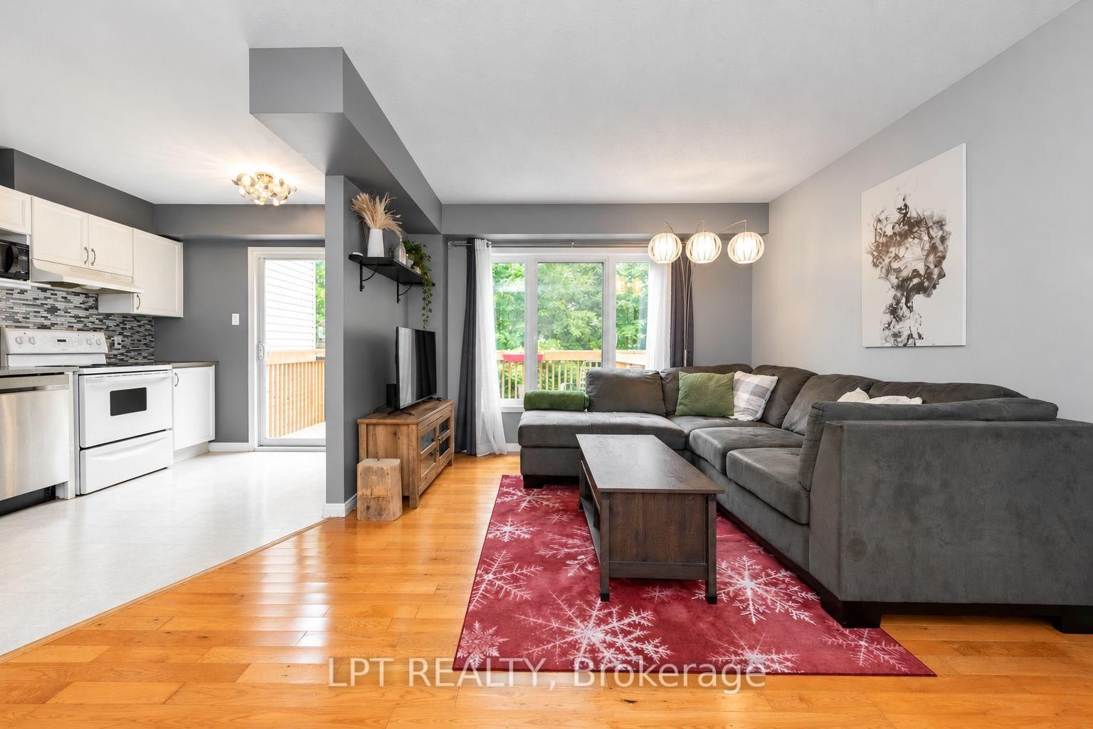 61 Tobermory Crescent • Ottawa, ON photo 12