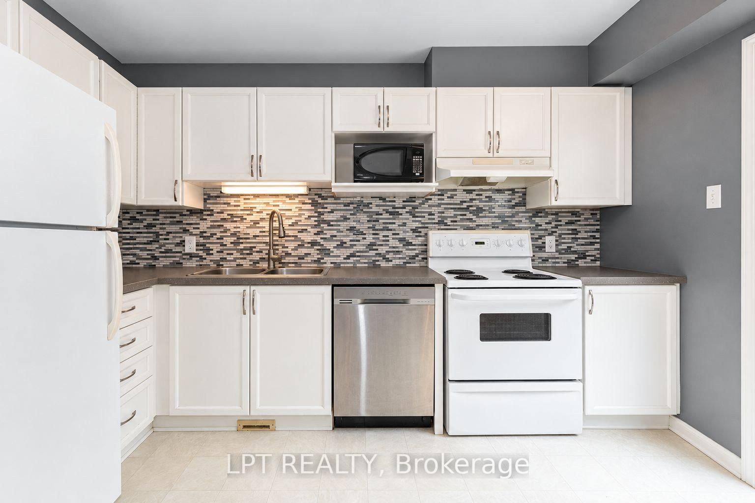 61 Tobermory Crescent • Ottawa, ON photo 14