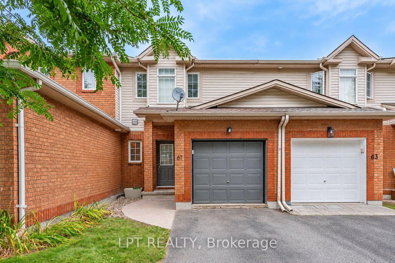 61 Tobermory Crescent