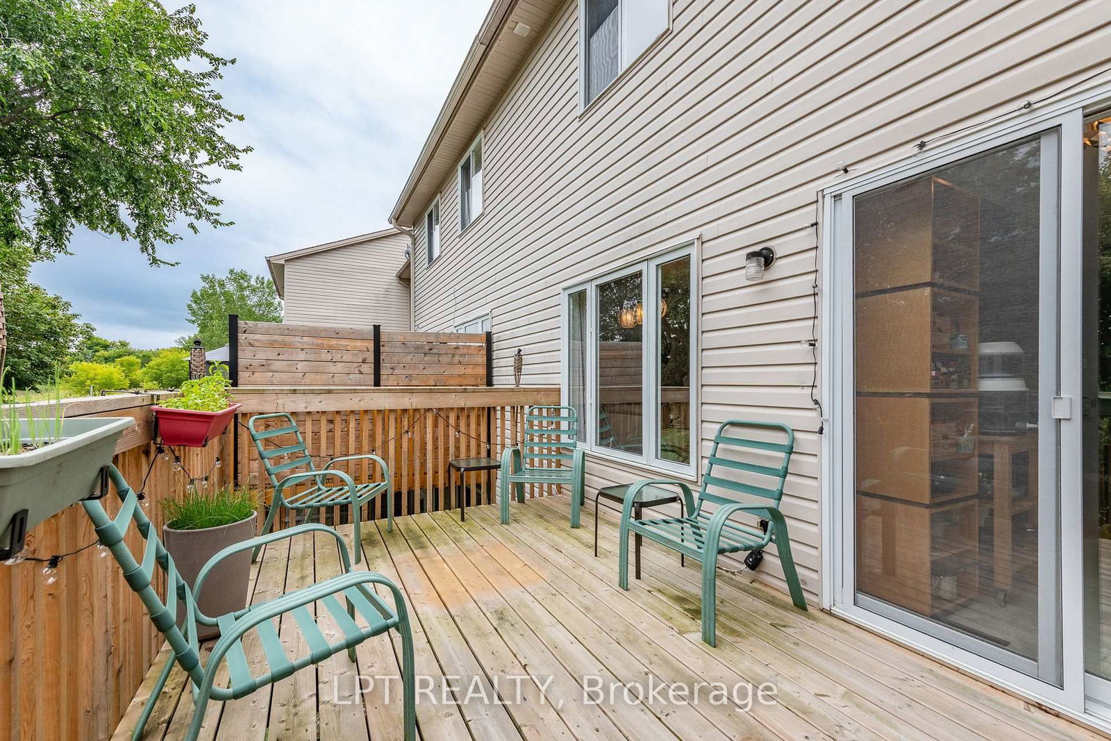 61 Tobermory Crescent • Ottawa, ON photo 29