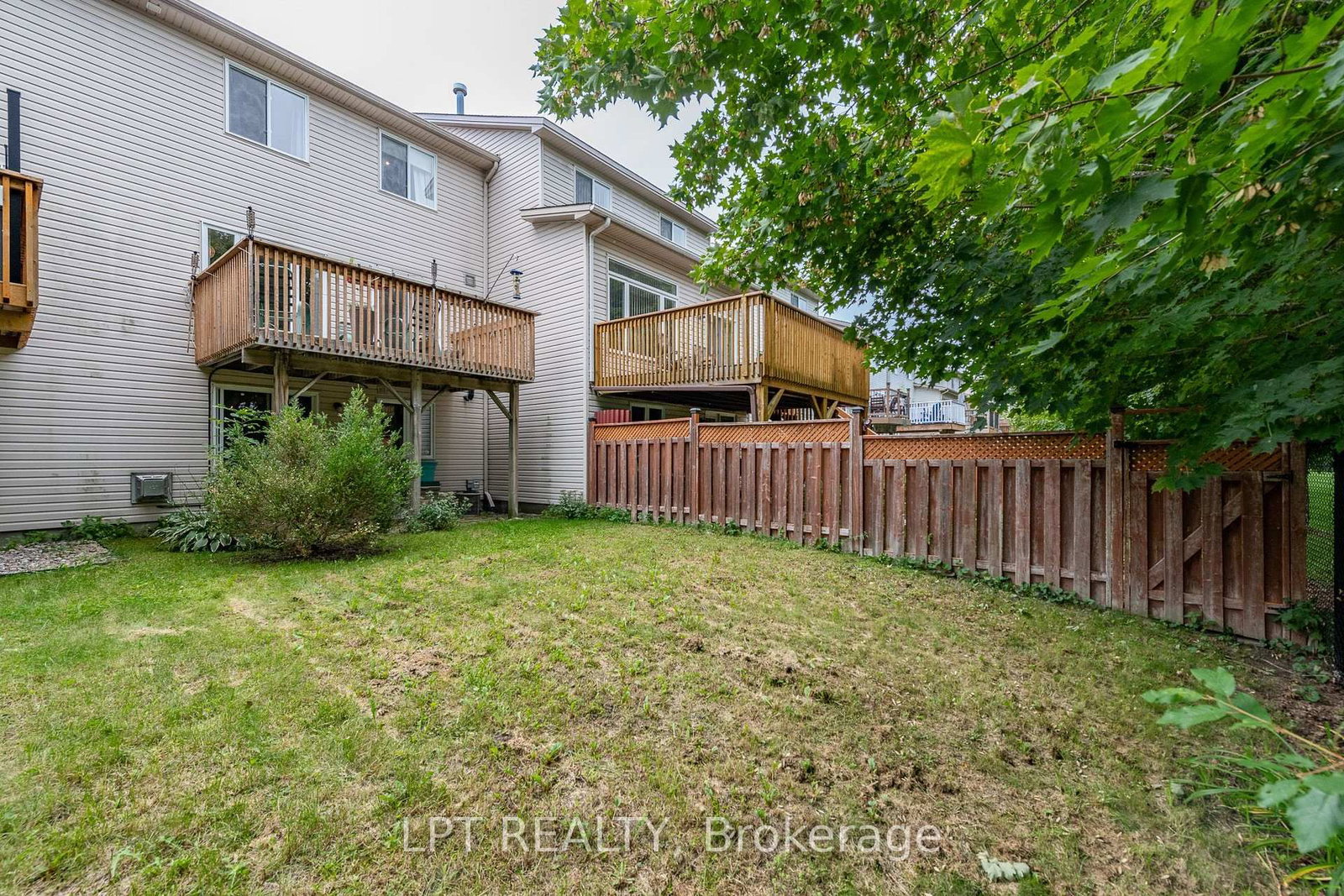 61 Tobermory Crescent • Ottawa, ON photo 34