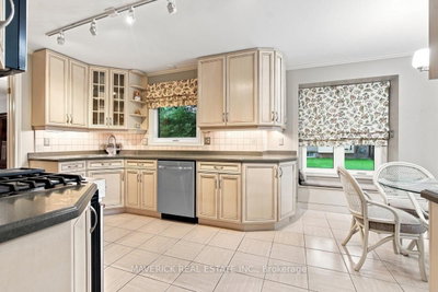 163 Pine Valley Drive • #49 • London South, ON photo 8