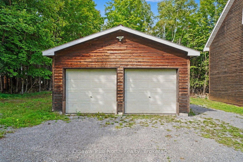 464 Dalhousie 1A Concession
