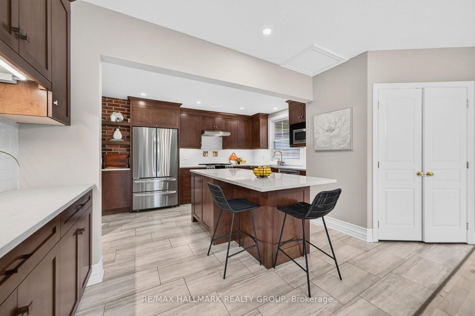 1608 Prince Of Wales Drive • Ottawa, ON photo 10