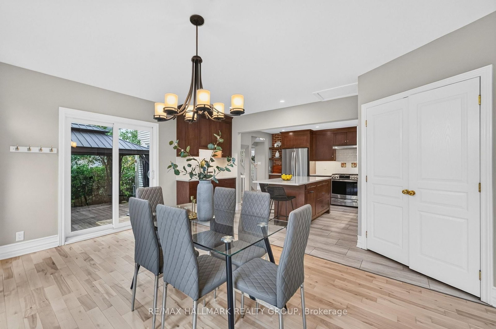 1608 Prince Of Wales Drive • Ottawa, ON photo 16
