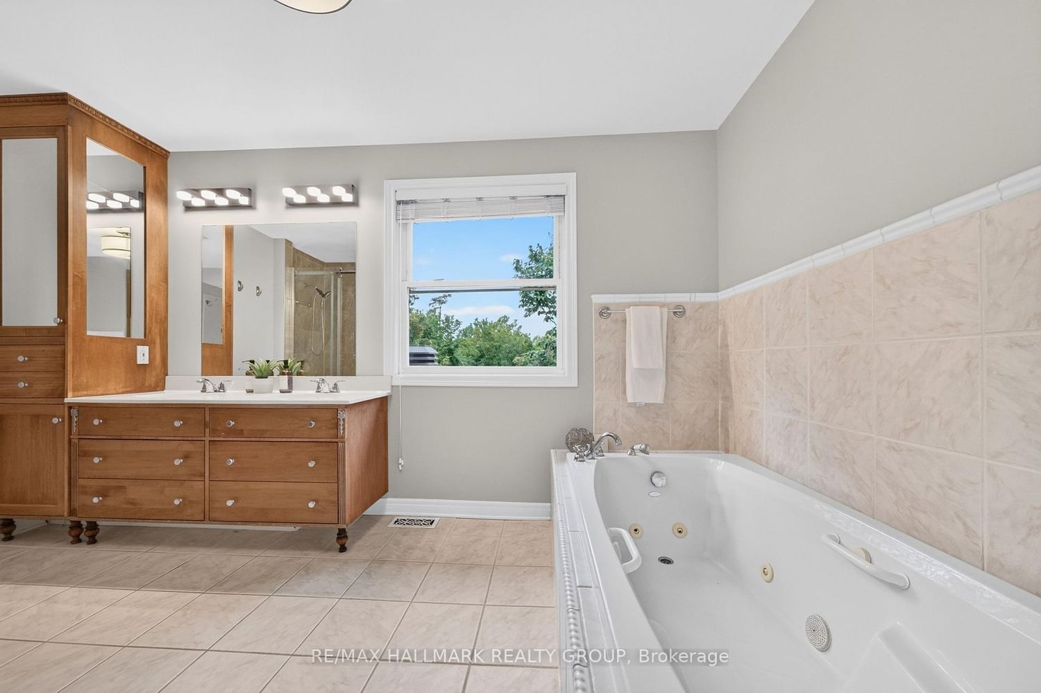 1608 Prince Of Wales Drive • Ottawa, ON photo 31