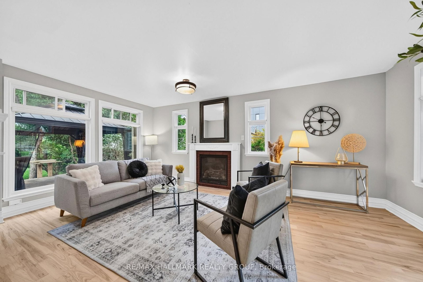 1608 Prince Of Wales Drive • Ottawa, ON photo 6