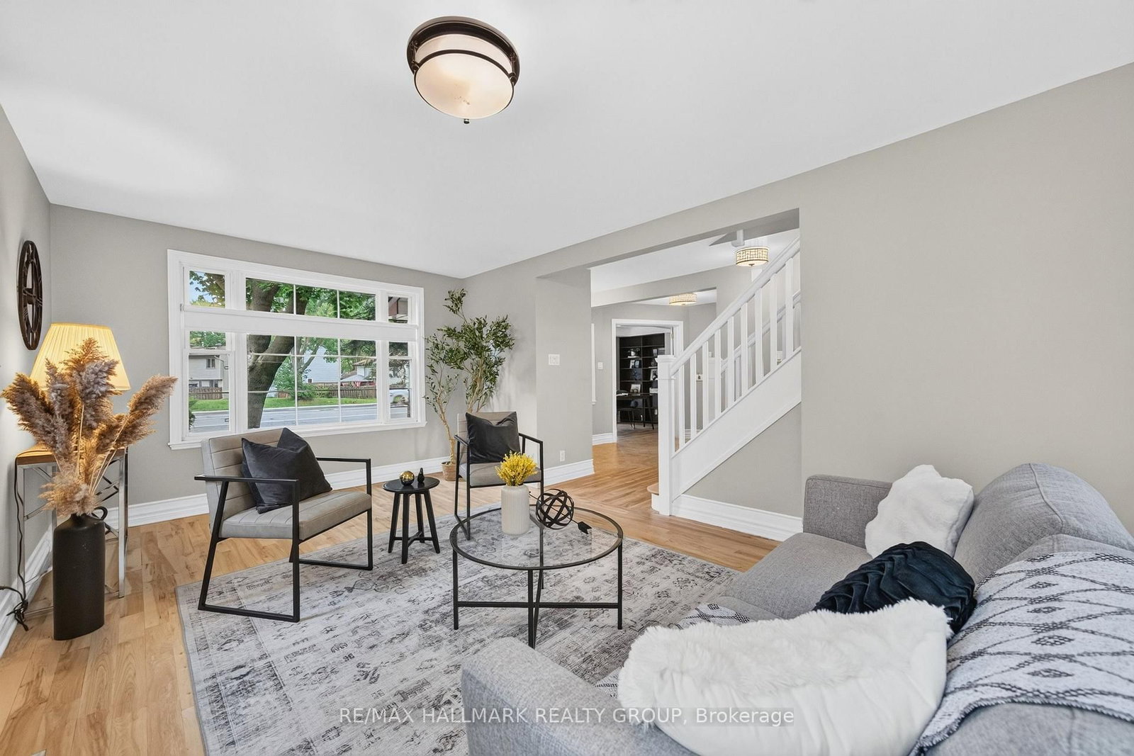 1608 Prince Of Wales Drive • Ottawa, ON photo 8