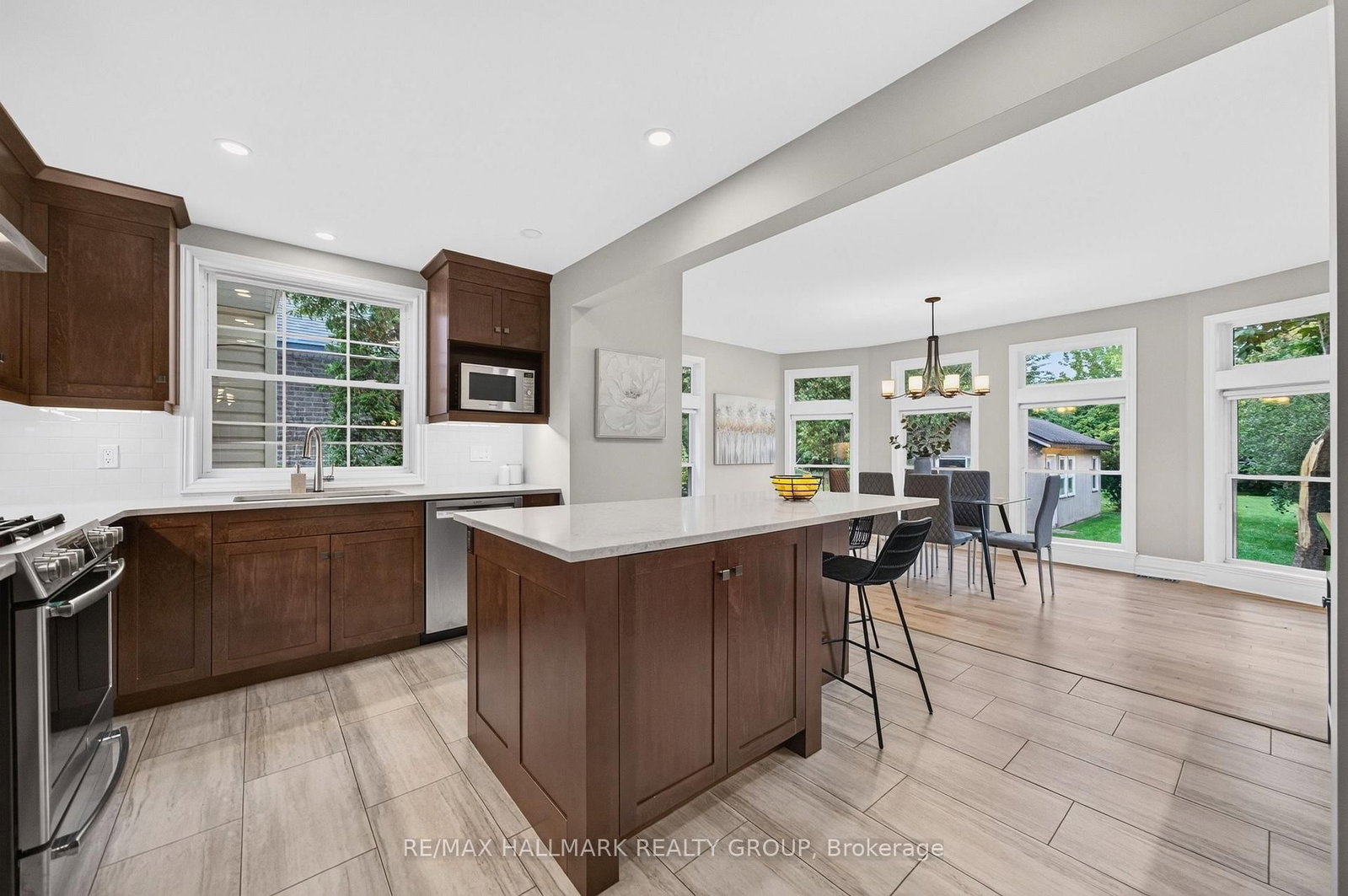 1608 Prince Of Wales Drive • Ottawa, ON photo 9