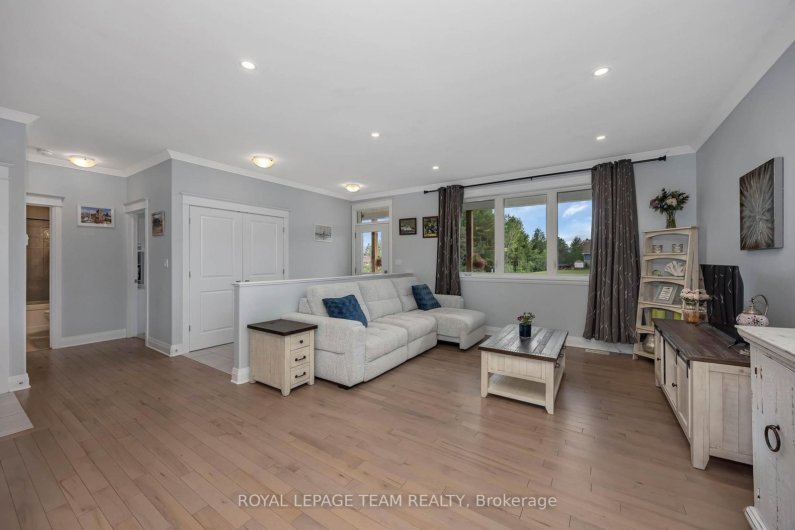 101 Stirling Crescent • North Grenville, ON photo 6