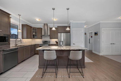 101 Stirling Crescent • North Grenville, ON photo 9