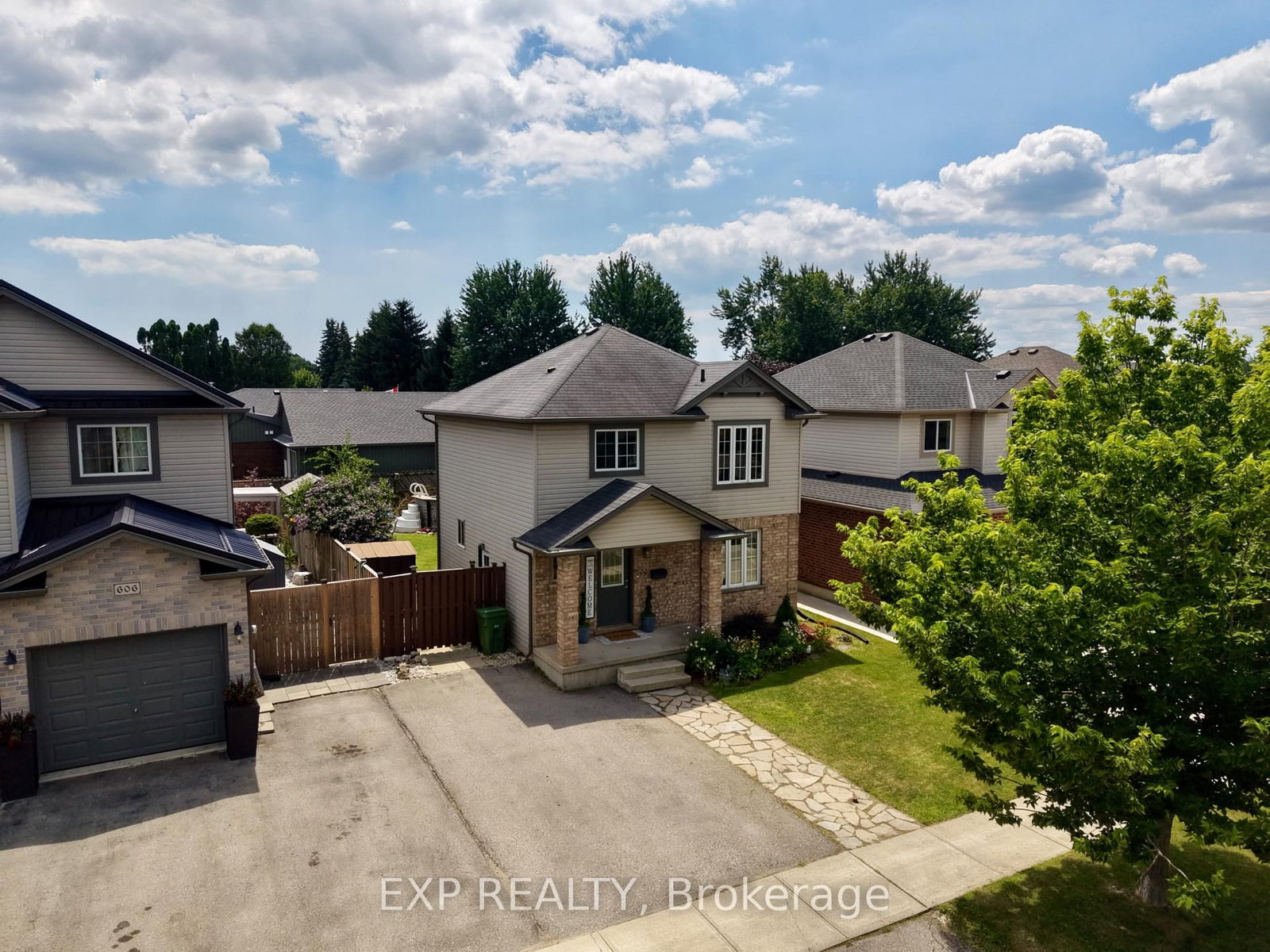 608 Highview Drive • St. Thomas, ON photo 4