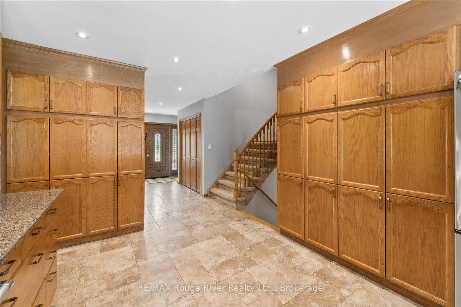 35 Royal Estate Drive • Kawartha Lakes, ON photo 15