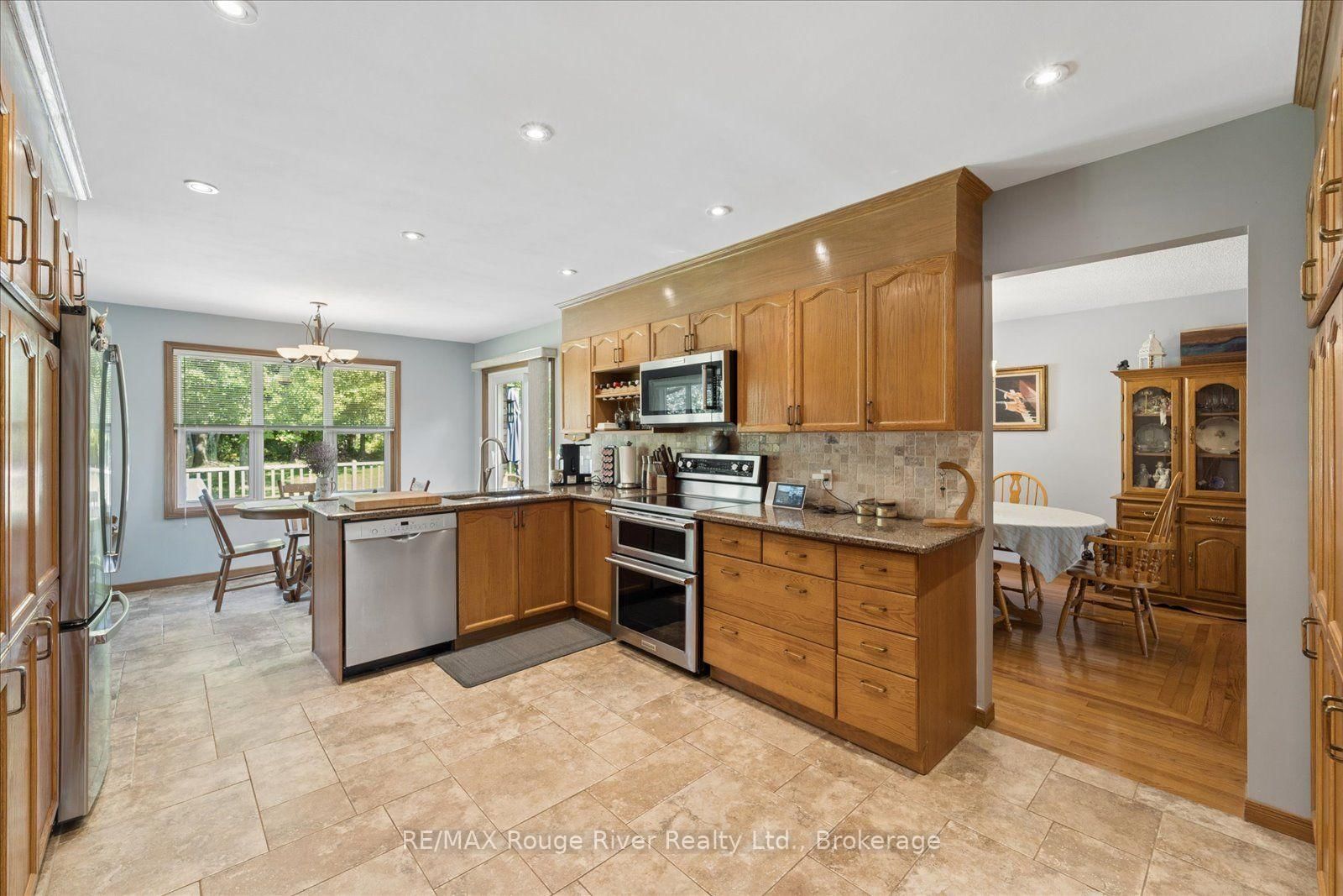 35 Royal Estate Drive • Kawartha Lakes, ON photo 18