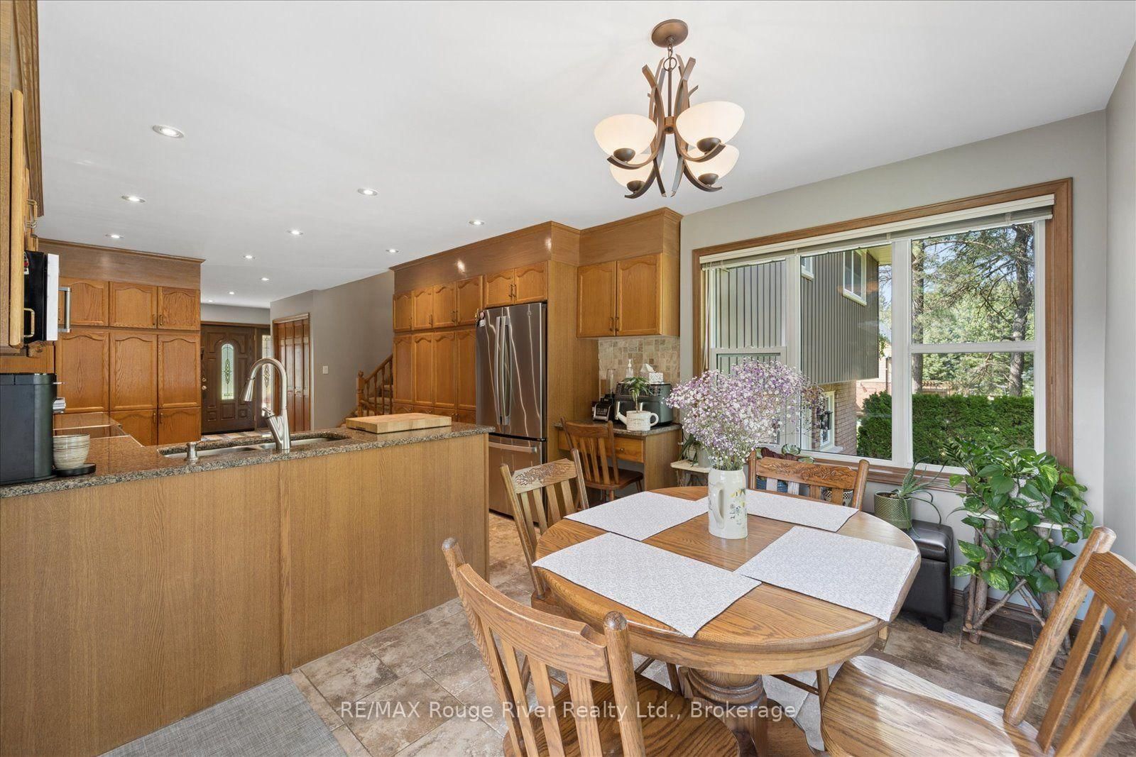 35 Royal Estate Drive • Kawartha Lakes, ON photo 20