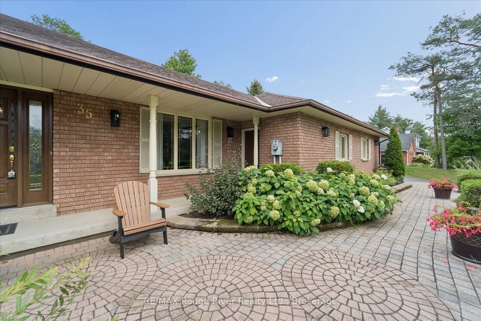 35 Royal Estate Drive • Kawartha Lakes, ON photo 6