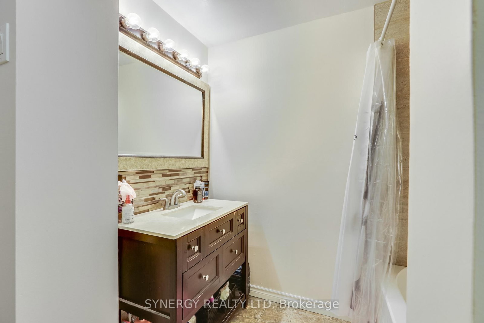 43 Canaan Street • Strathroy-Caradoc, ON photo 16