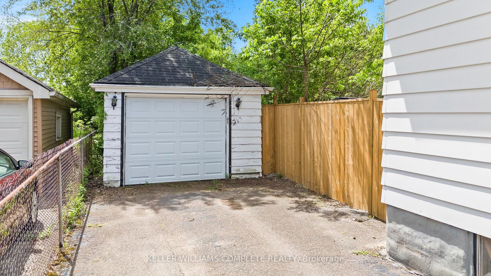 10 MONCK Street • St. Catharines, ON photo 37