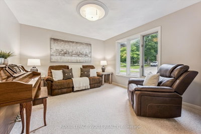 35 Pintail Drive • Woolwich, ON photo 9