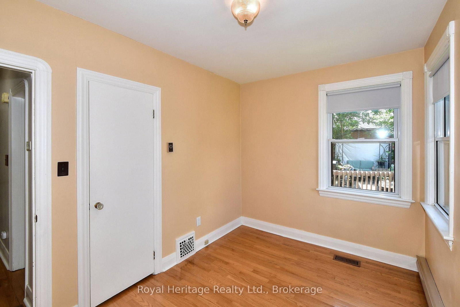 476 King George Street • Peterborough, ON photo 12