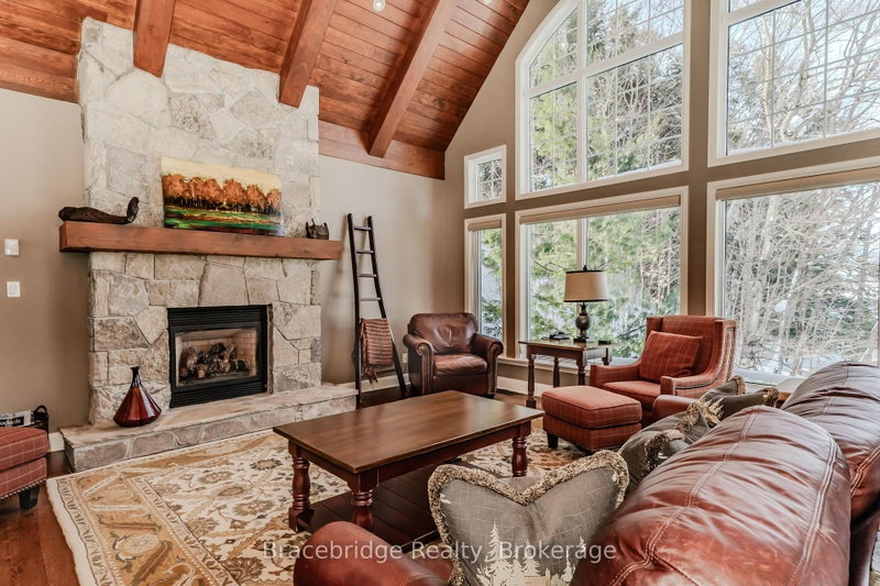 Waters Edge W1 - 3876 Muskoka Rd 118 Highway W