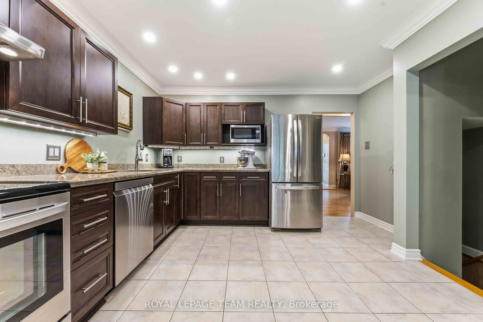 115 Mountbatten Avenue • Ottawa, ON photo 20