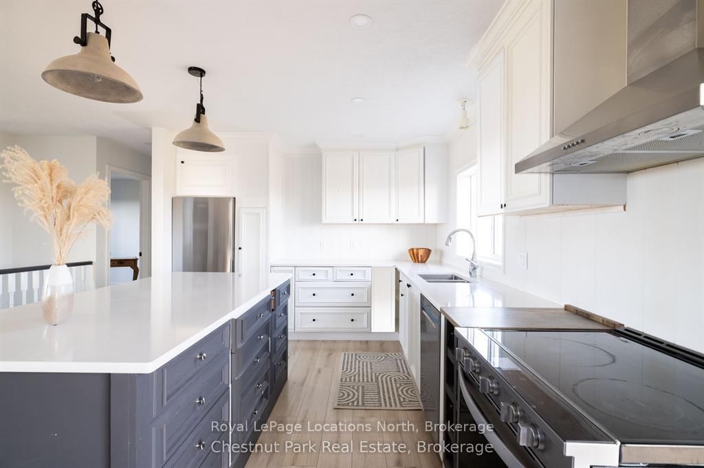 324310 27 Side Road • Meaford, ON photo 6