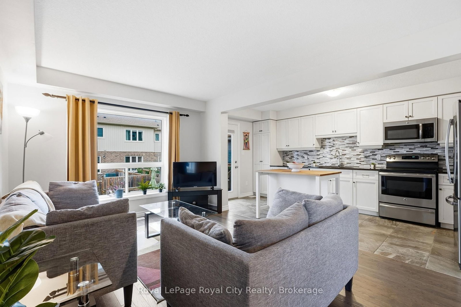 8 Jeffrey Drive • Guelph, ON photo 13