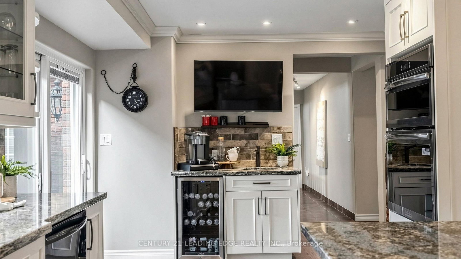 11 Rodeo Drive • Kawartha Lakes, ON photo 25