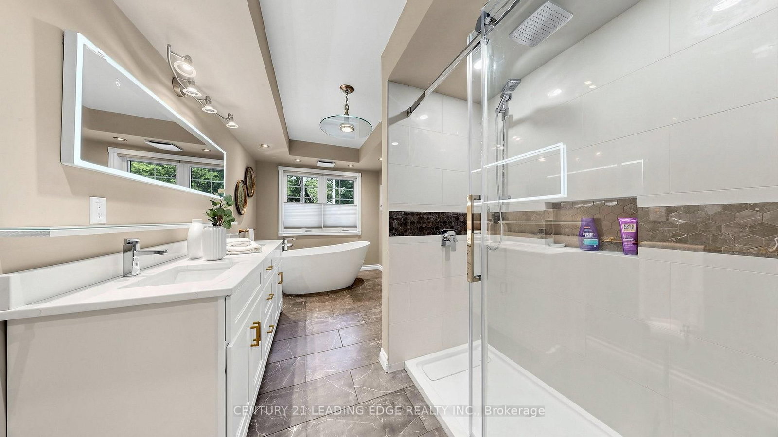 11 Rodeo Drive • Kawartha Lakes, ON photo 34